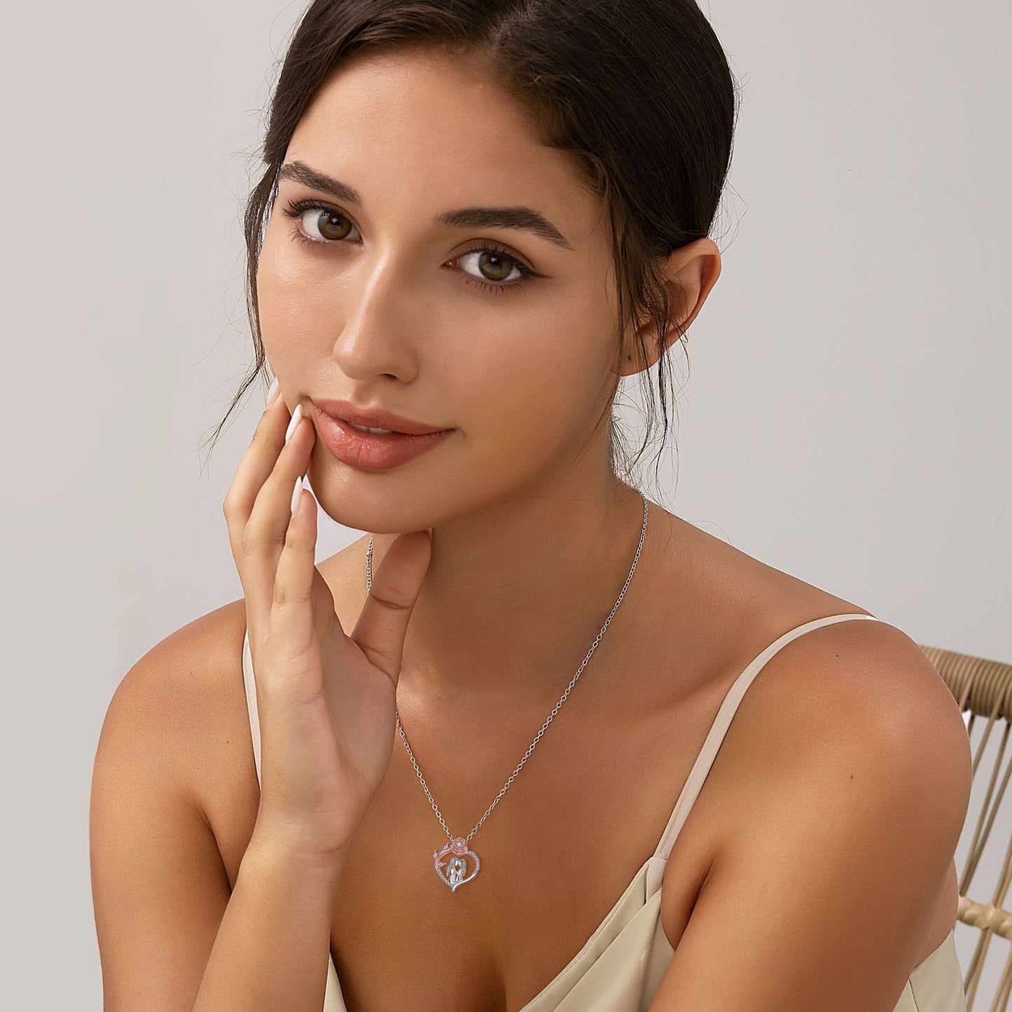 Heart-Shaped Rose Pendant Necklace – European & American Fashion, Mother-Daughter Set