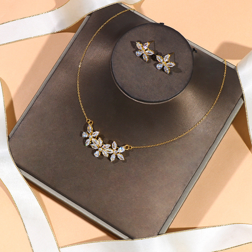 Flower Jewelry Set with Zircon Necklace and Earrings – Elegant Floral Design