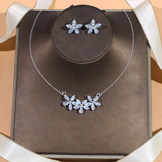 Flower Jewelry Set with Zircon Necklace and Earrings – Elegant Floral Design