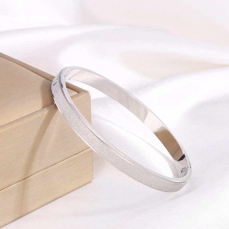 Fade-Resistant Titanium Steel Bracelet with Starry Alluvial Gold Plating – Elegant & Long-Lasting